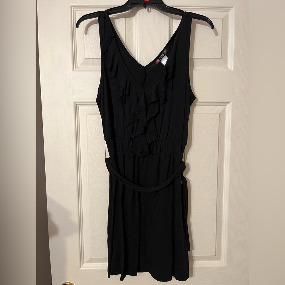Elegant Black Sleeveless Dress